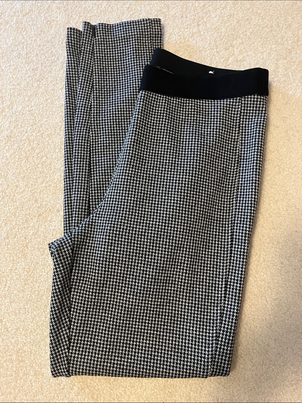 Talbots Black and White Houndstooth Cropped Pants